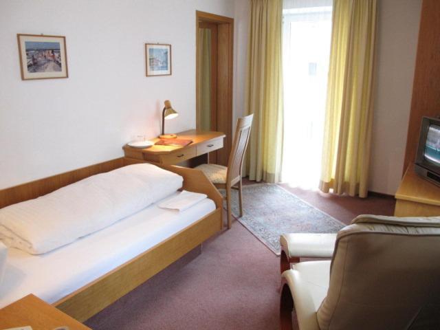 באד וויריסהופן Hotel Germania מראה חיצוני תמונה