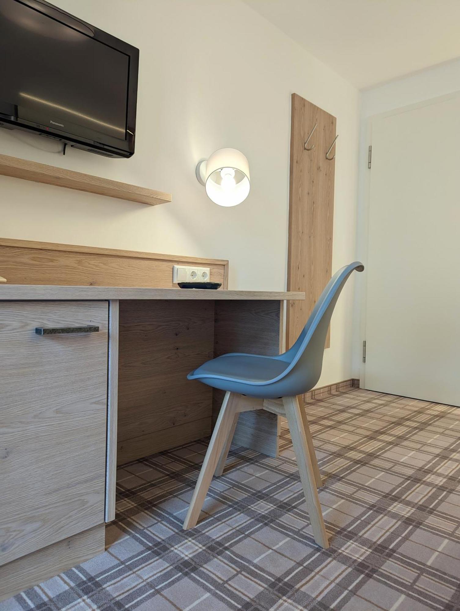 באד וויריסהופן Hotel Germania מראה חיצוני תמונה