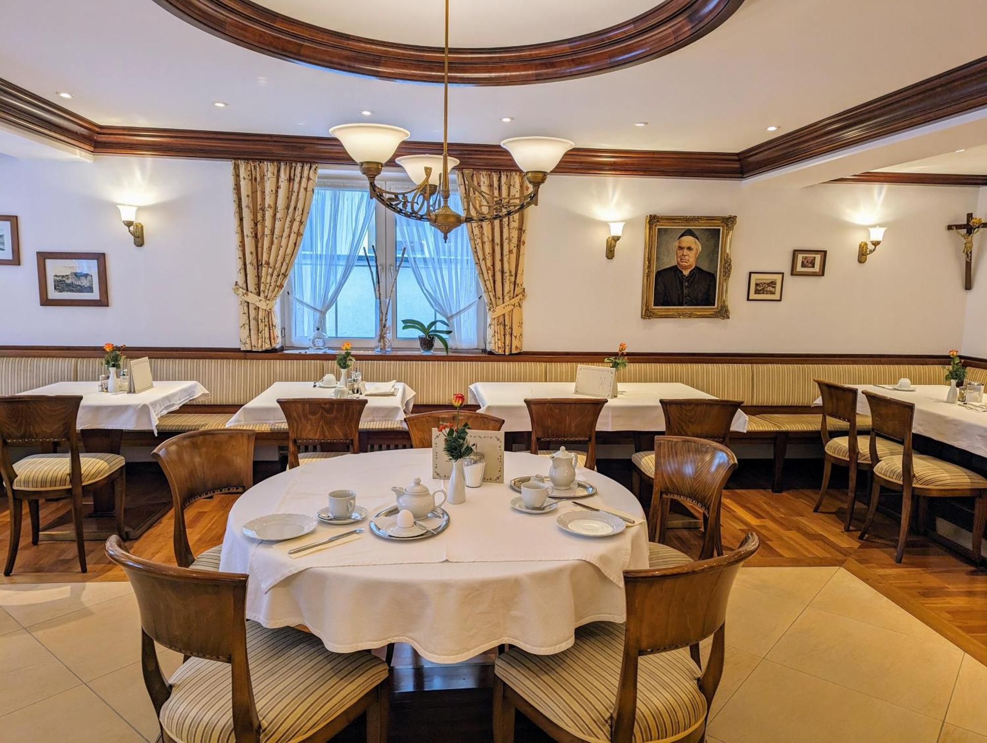 באד וויריסהופן Hotel Germania מראה חיצוני תמונה
